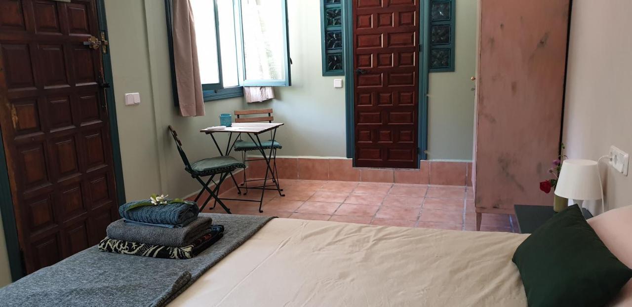 Vegan Guesthouse Finca Pereila Coín Eksteriør bilde