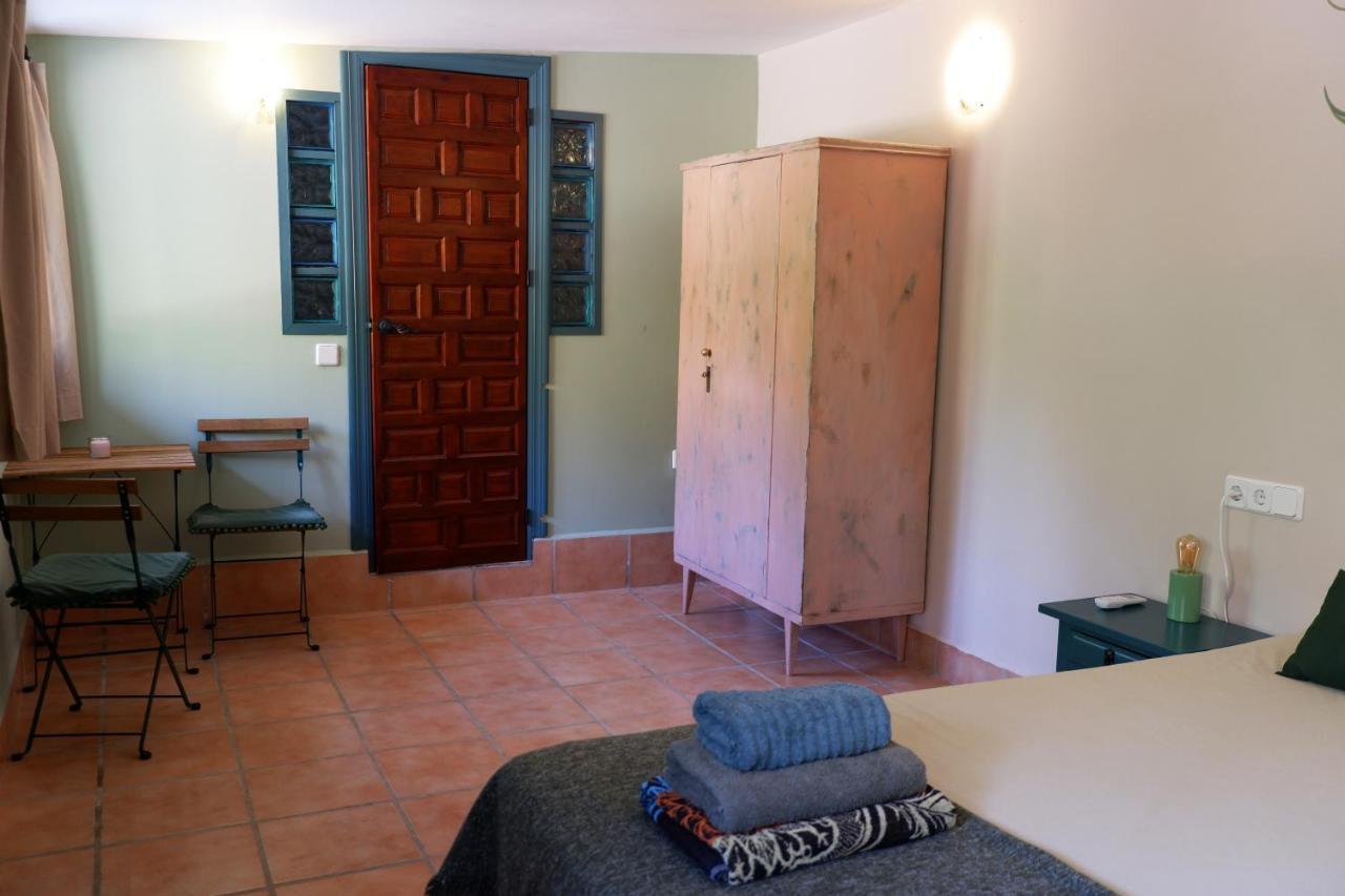 Vegan Guesthouse Finca Pereila Coín Eksteriør bilde